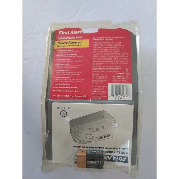First Alert Carbon Monoxide Alarm Battery Powered FCD3N Open Package - Picture 2 of 3